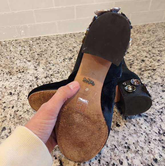 COACH Juliet Mid-Heel Ankle Boots, Size 7 - Picture 11 of 16